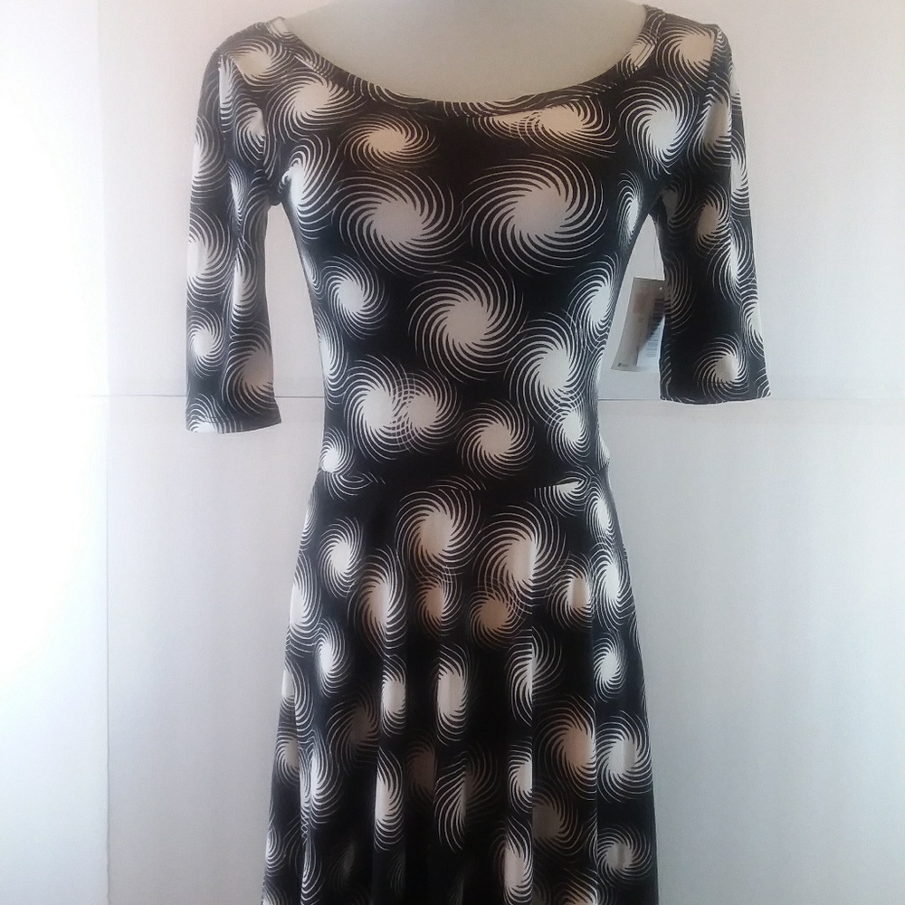 LuLaroe Black and White Nicole Dress Size XS